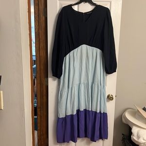 LB dress   Size 24 almost new